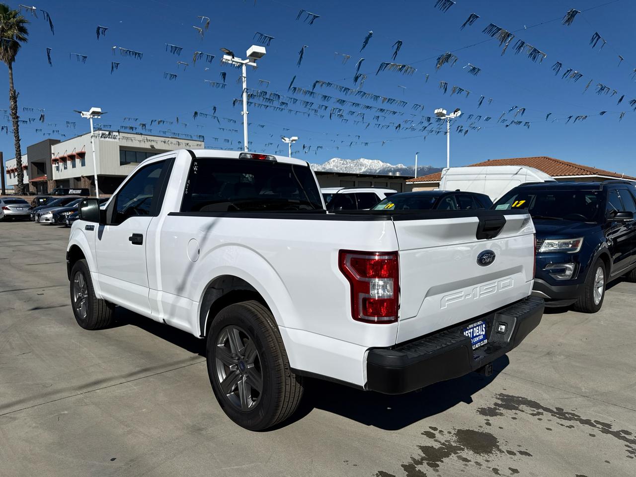 Ford F-150 2WD Reg Cab 122.5" XL 2020