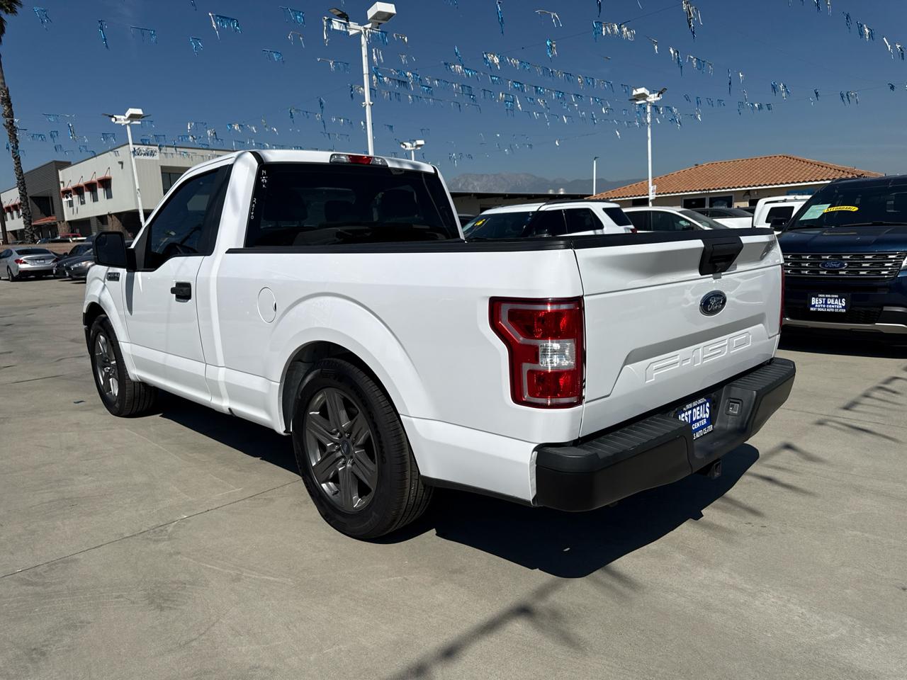 Ford F-150 2WD Reg Cab 122.5" XL 2020
