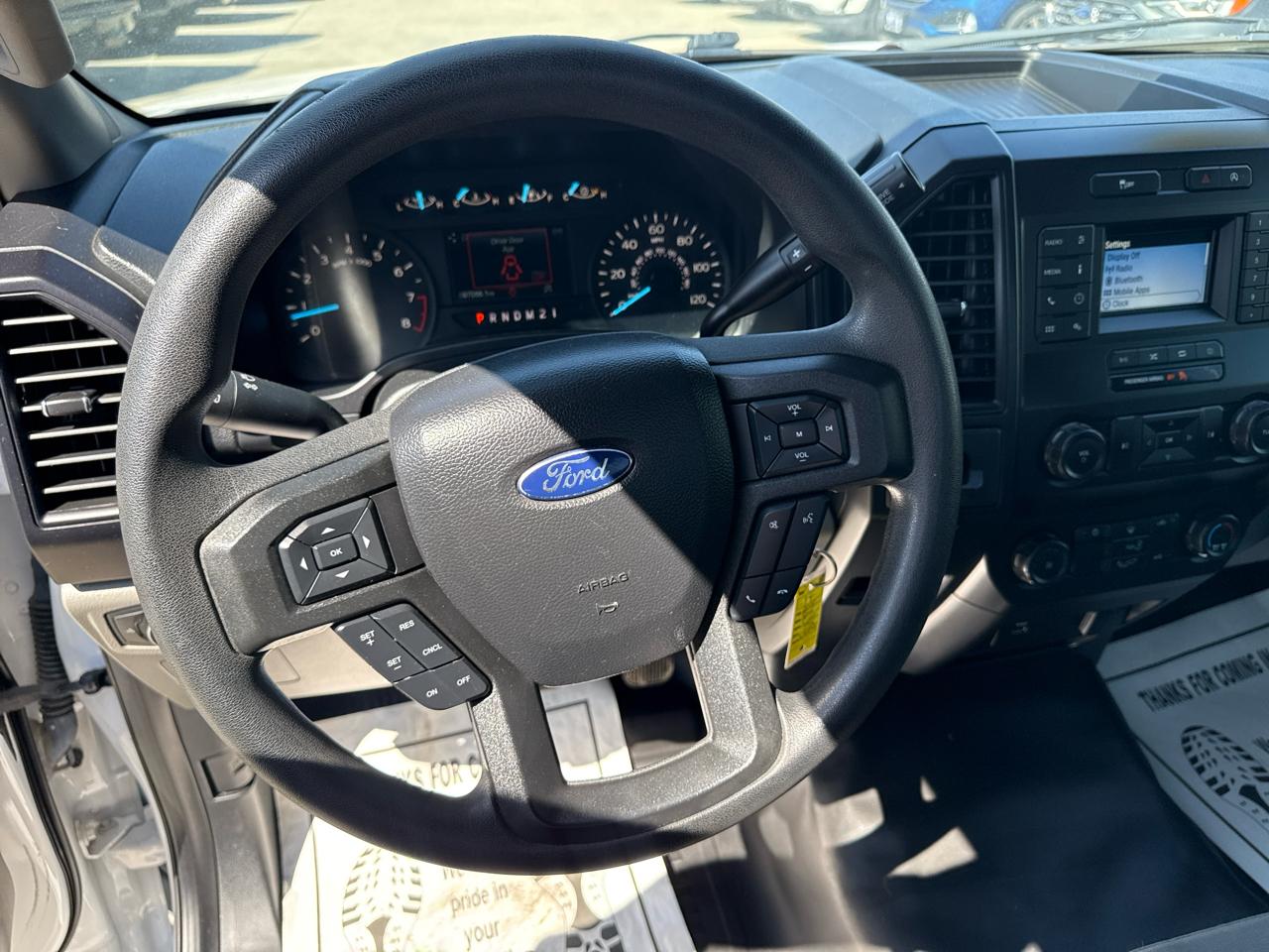 Ford F-150 2WD Reg Cab 122.5" XL 2020