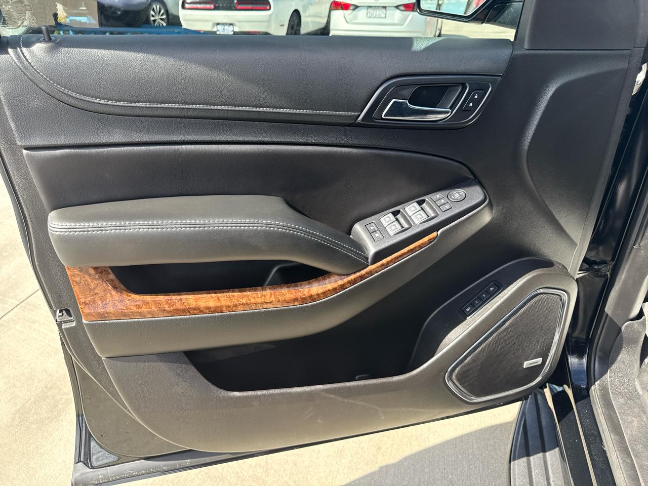 Chevrolet Tahoe 4WD 4dr Premier 2018