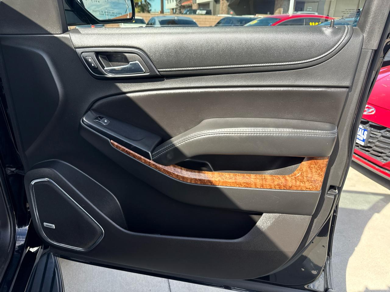 Chevrolet Tahoe 4WD 4dr Premier 2018