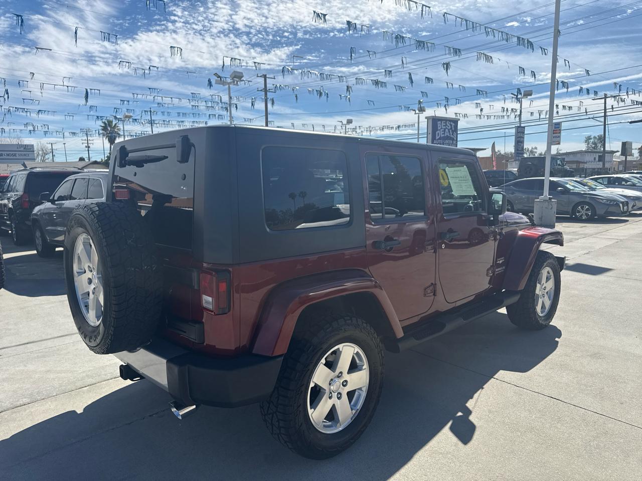 Jeep Wrangler Unlimited 4WD 4dr Sahara 2009