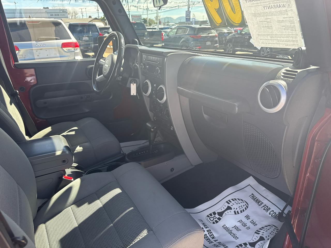 Jeep Wrangler Unlimited 4WD 4dr Sahara 2009