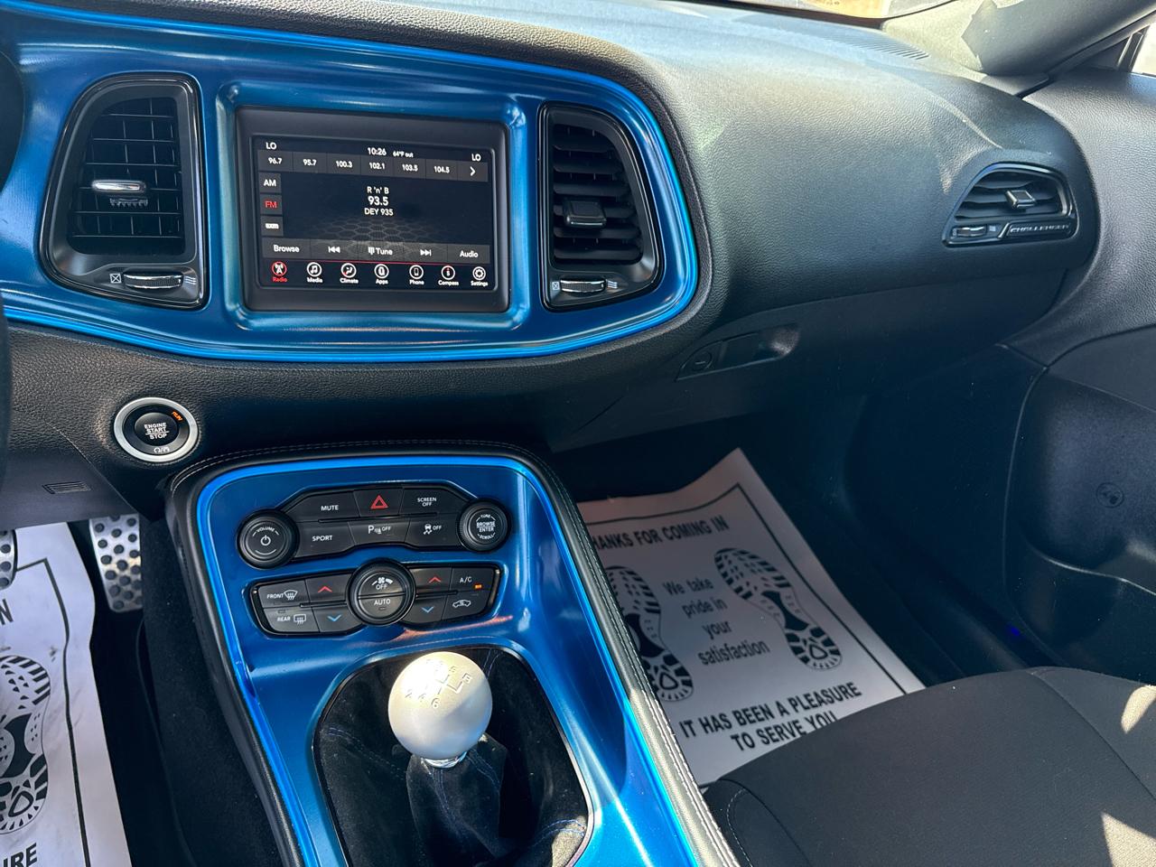 Dodge Challenger R/T RWD 2022