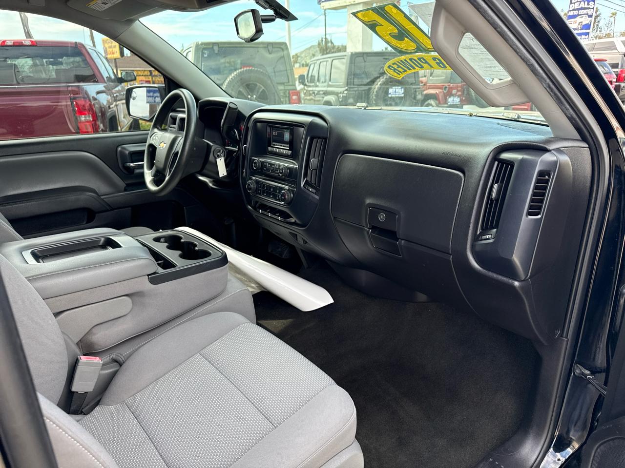 Chevrolet Silverado 1500 2WD Reg Cab 119.0" LS 2015