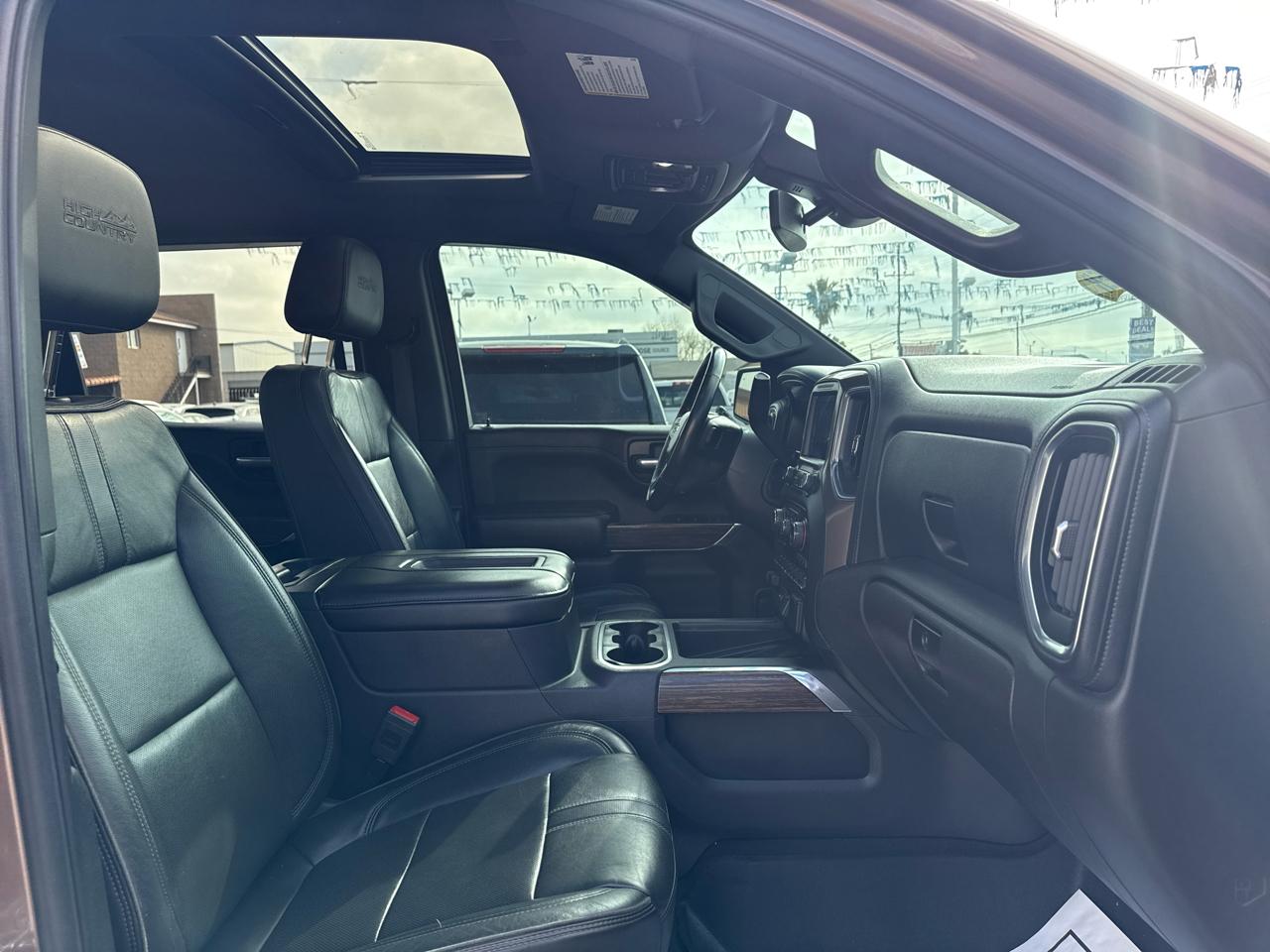 Chevrolet Silverado 1500 4WD Crew Cab 147" High Country 2019