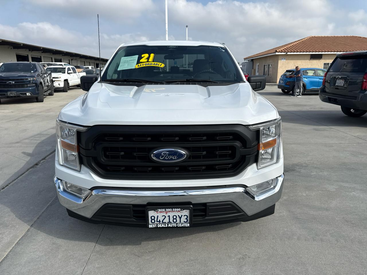 Ford F-150 2WD SuperCab 145" XL 2021