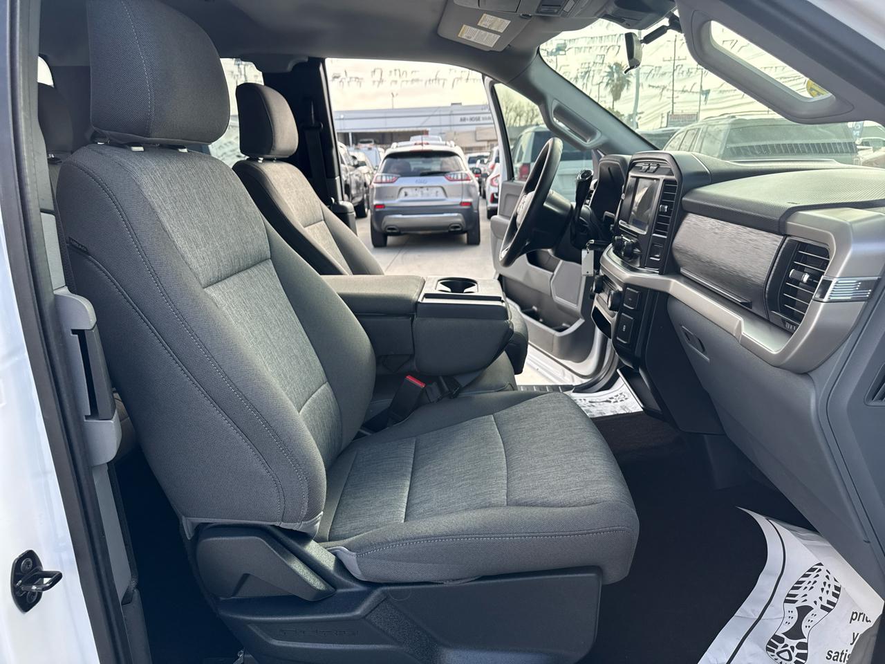 Ford F-150 2WD SuperCab 145" XL 2021