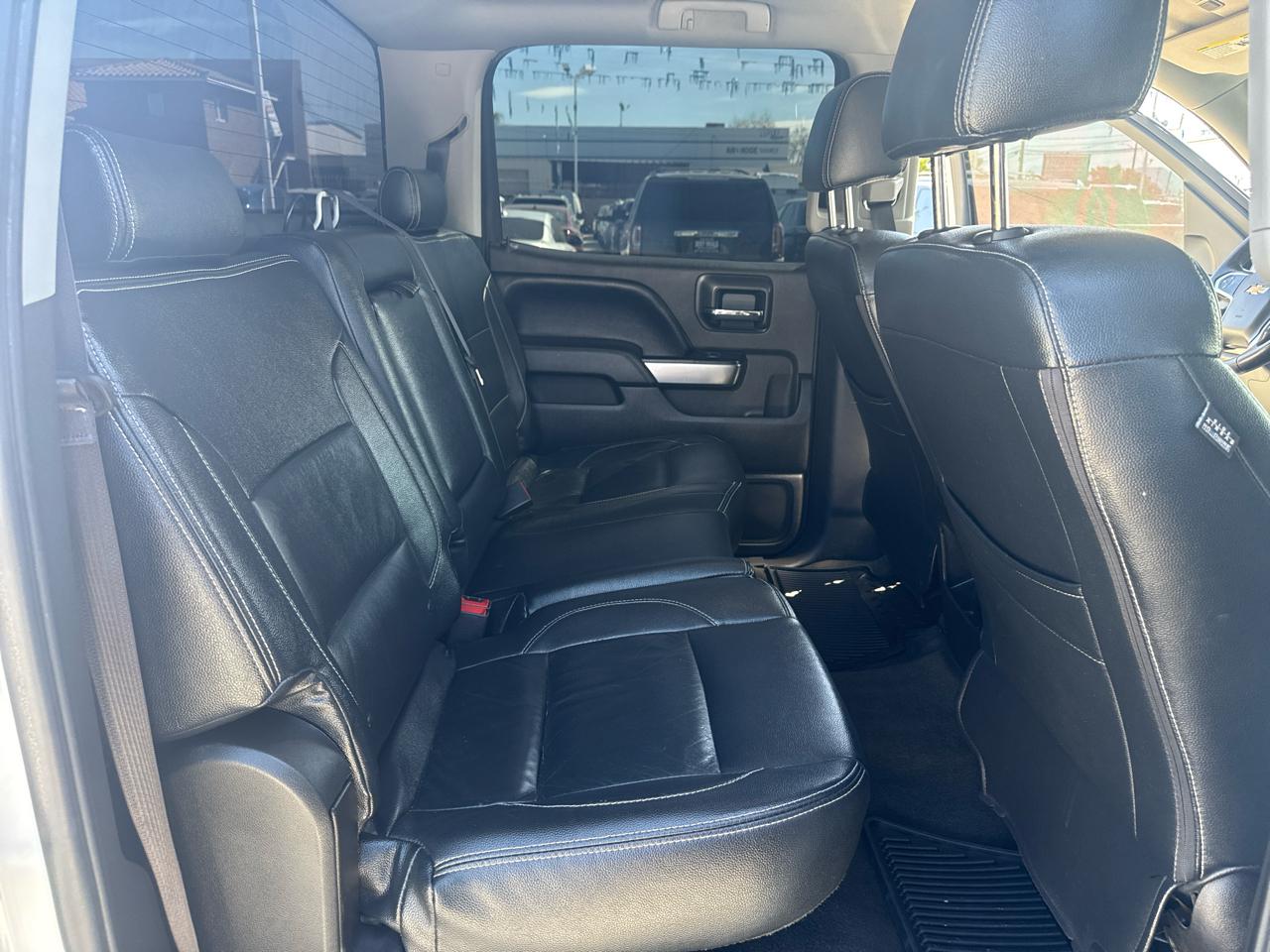 Chevrolet Silverado 1500 2WD Crew Cab 143.5" LT w/1LT 2016