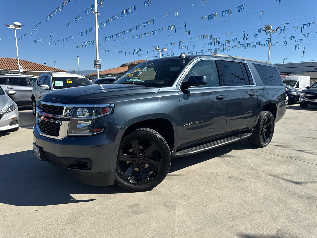 Chevrolet Suburban 2WD 4dr 1500 LS 2019