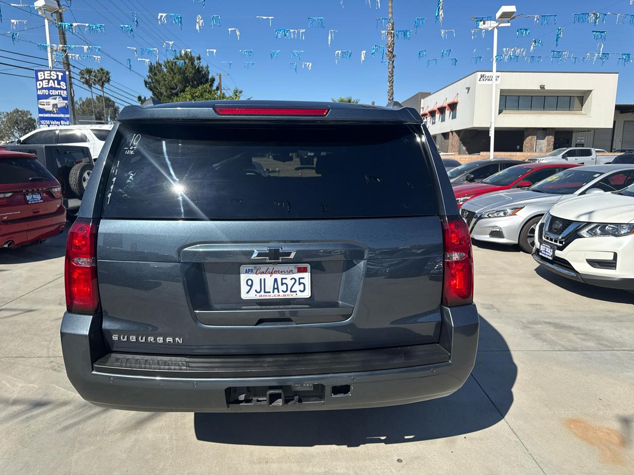Chevrolet Suburban 2WD 4dr 1500 LS 2019