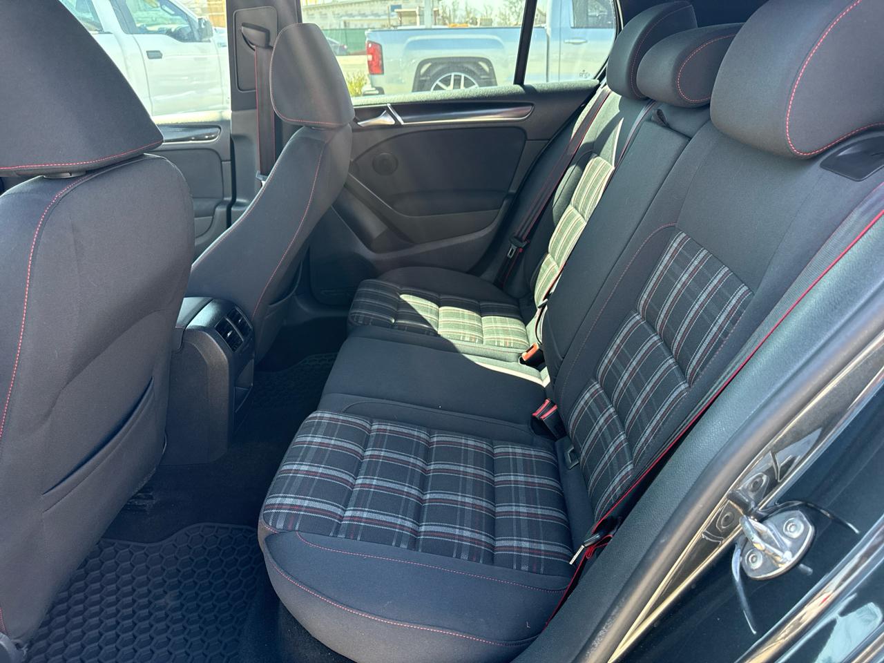 Volkswagen GTI 4dr HB Man Driver's Edition PZEV 2014