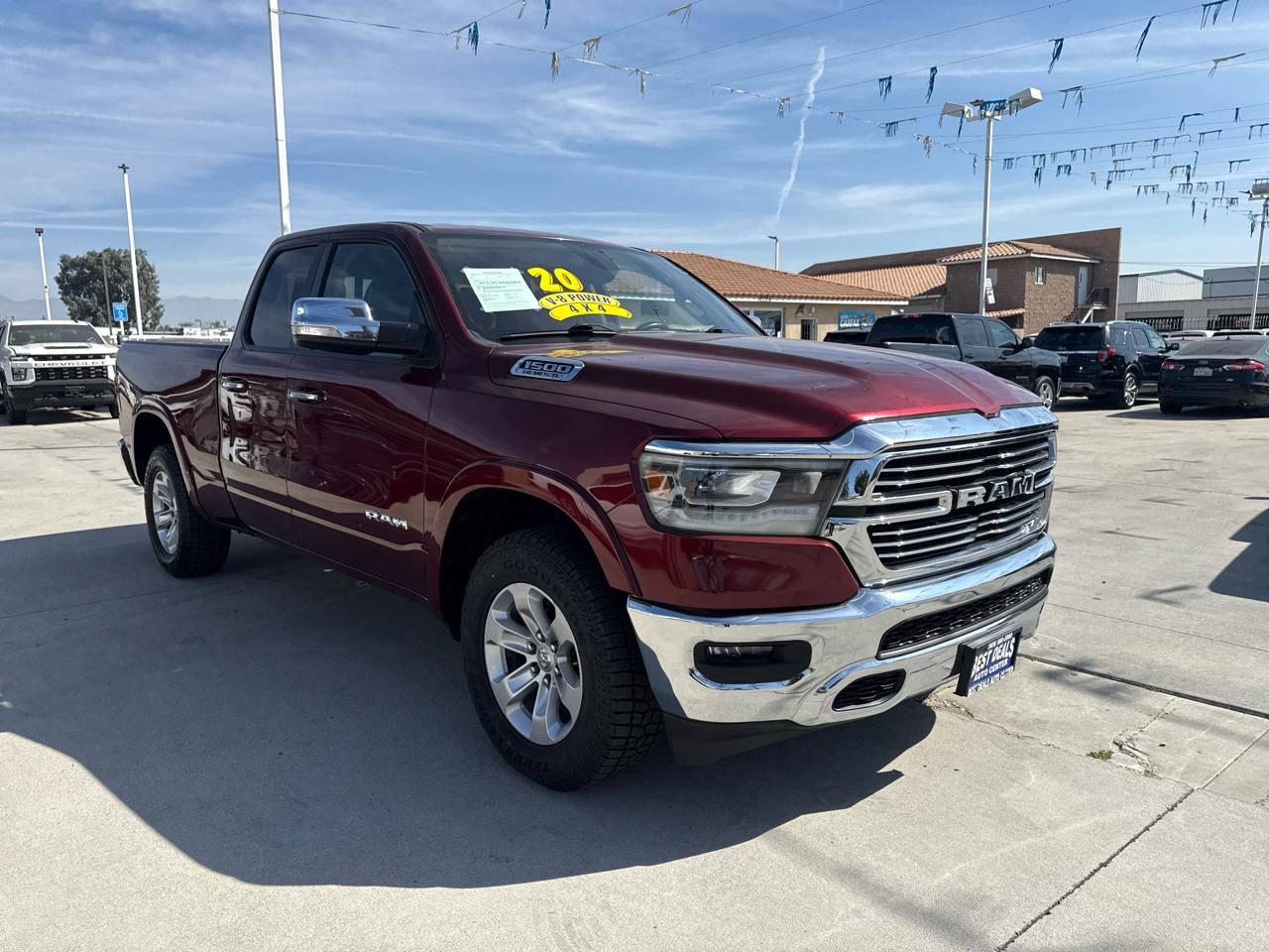 RAM 1500 Laramie 4x4 Quad Cab 6'4" Box 2020