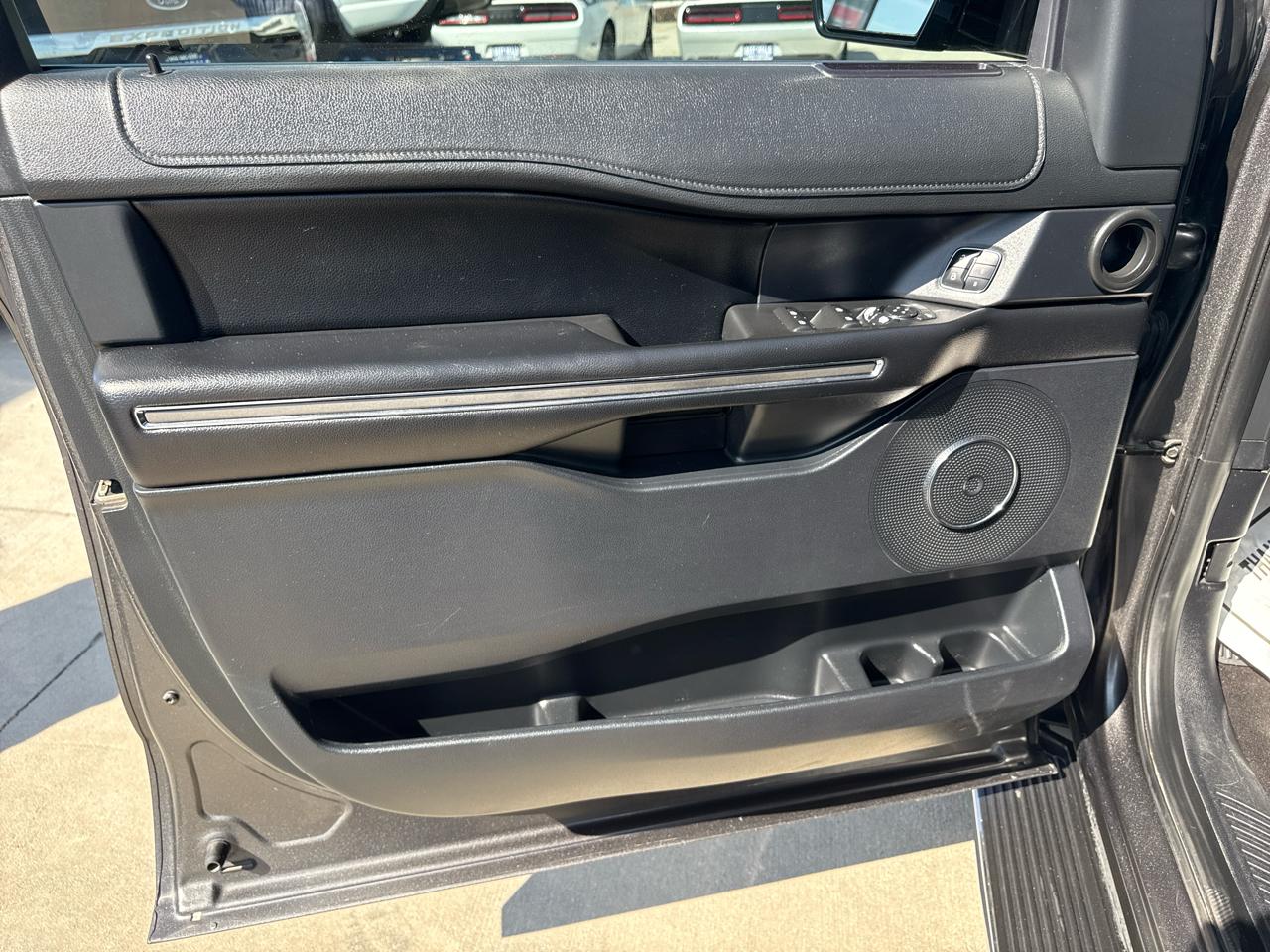 Ford Expedition Max XLT 2020