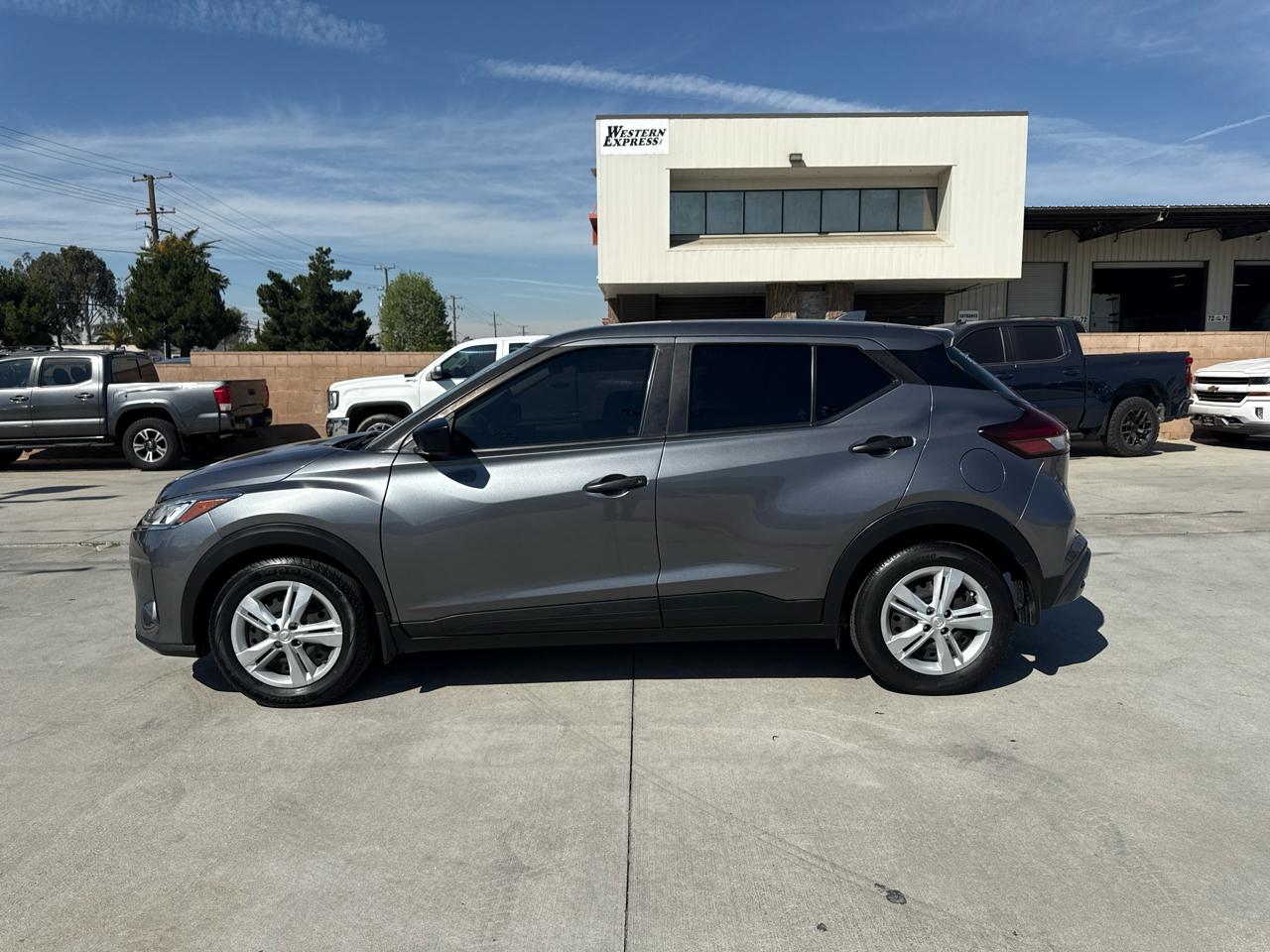 Nissan Kicks S FWD 2021