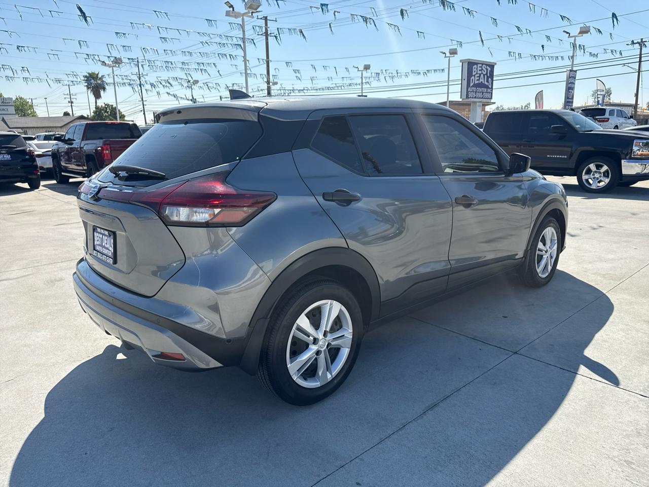Nissan Kicks S FWD 2021