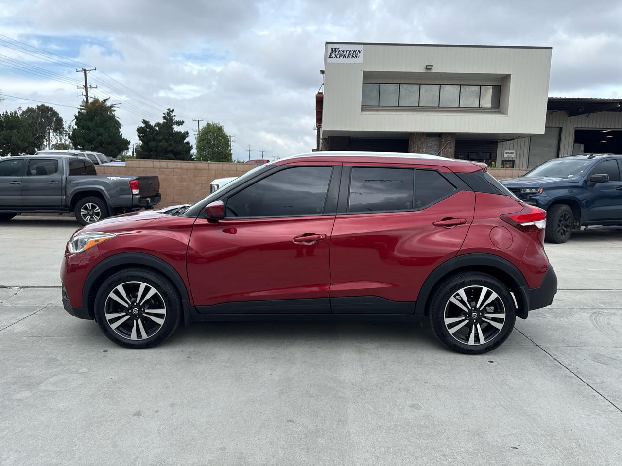Nissan Kicks SV FWD 2019