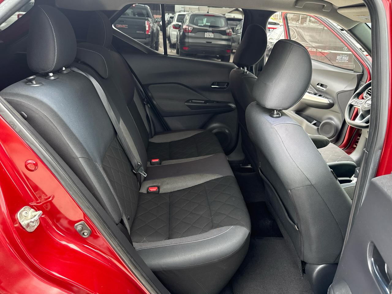 Nissan Kicks SV FWD 2019