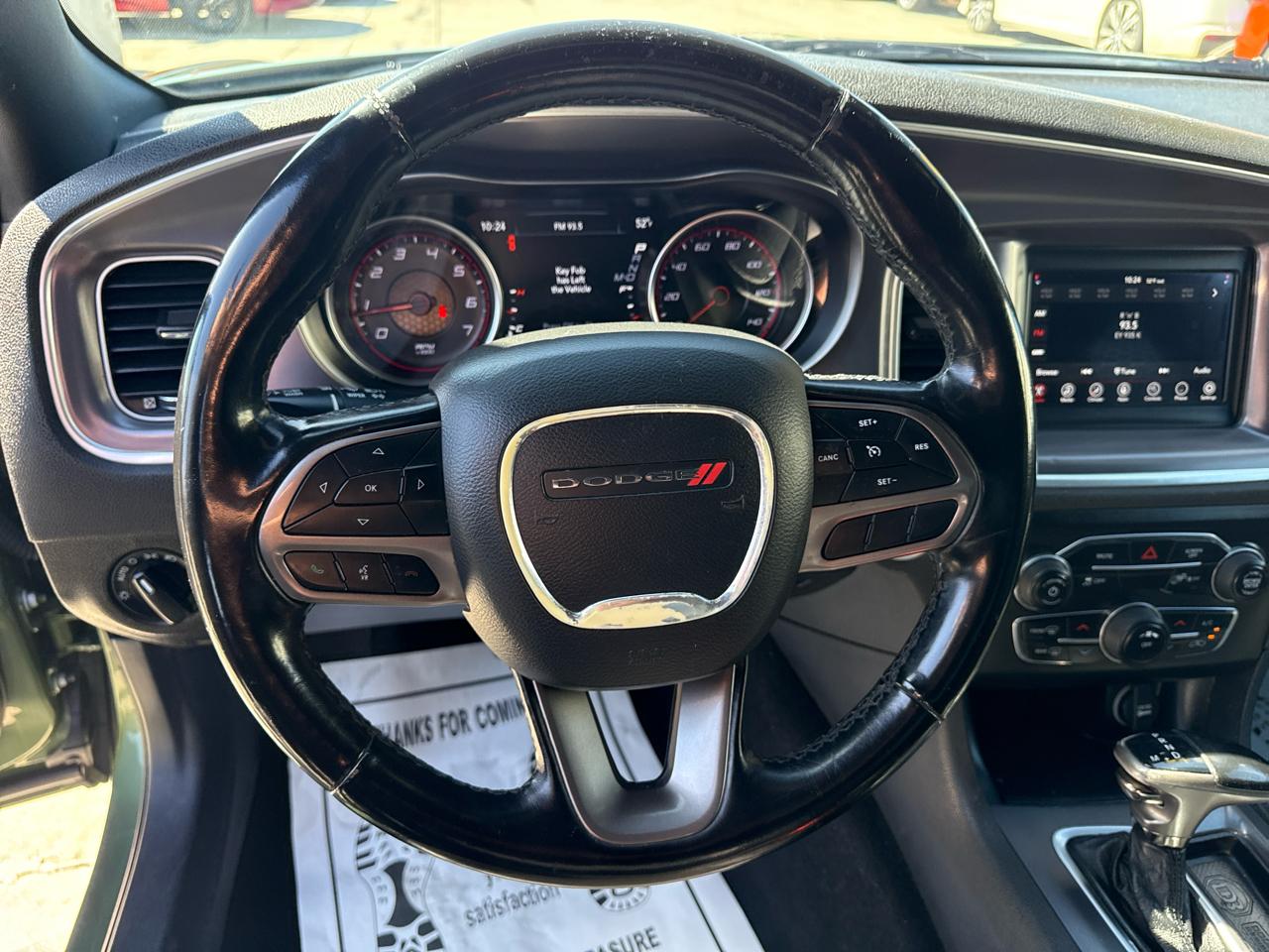 Dodge Charger SXT RWD 2020