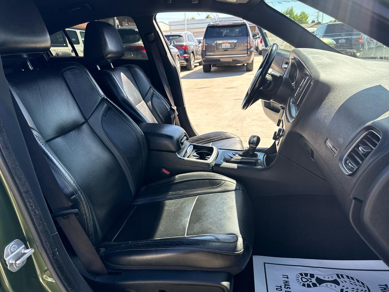 Dodge Charger SXT RWD 2020