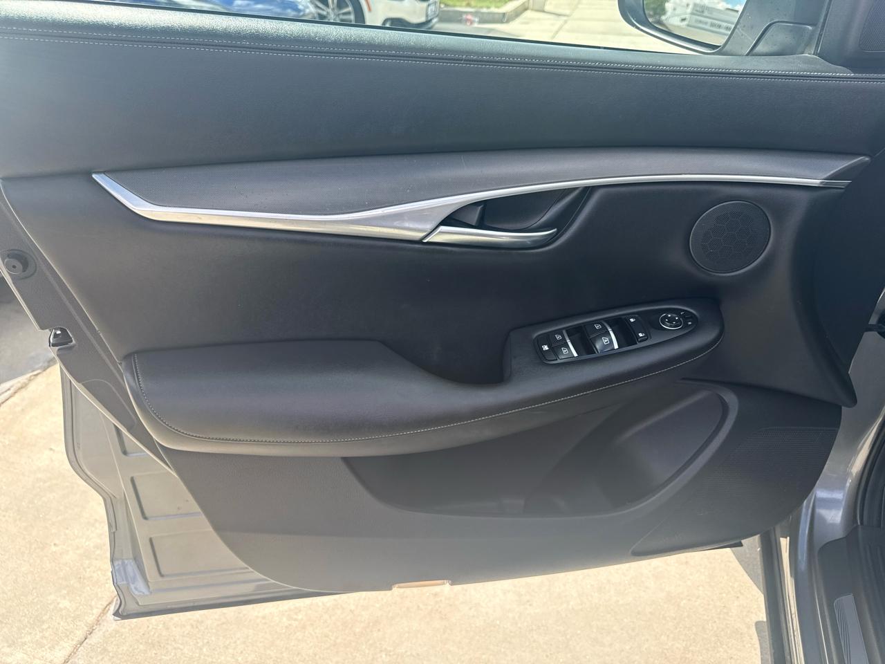 Infiniti QX50 PURE FWD 2019