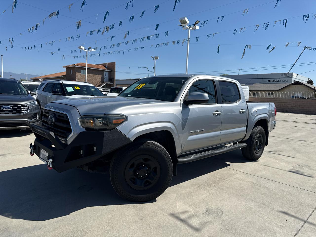 Toyota Tacoma SR5 Double Cab 5' Bed I4 4x2 AT (Natl) 2018