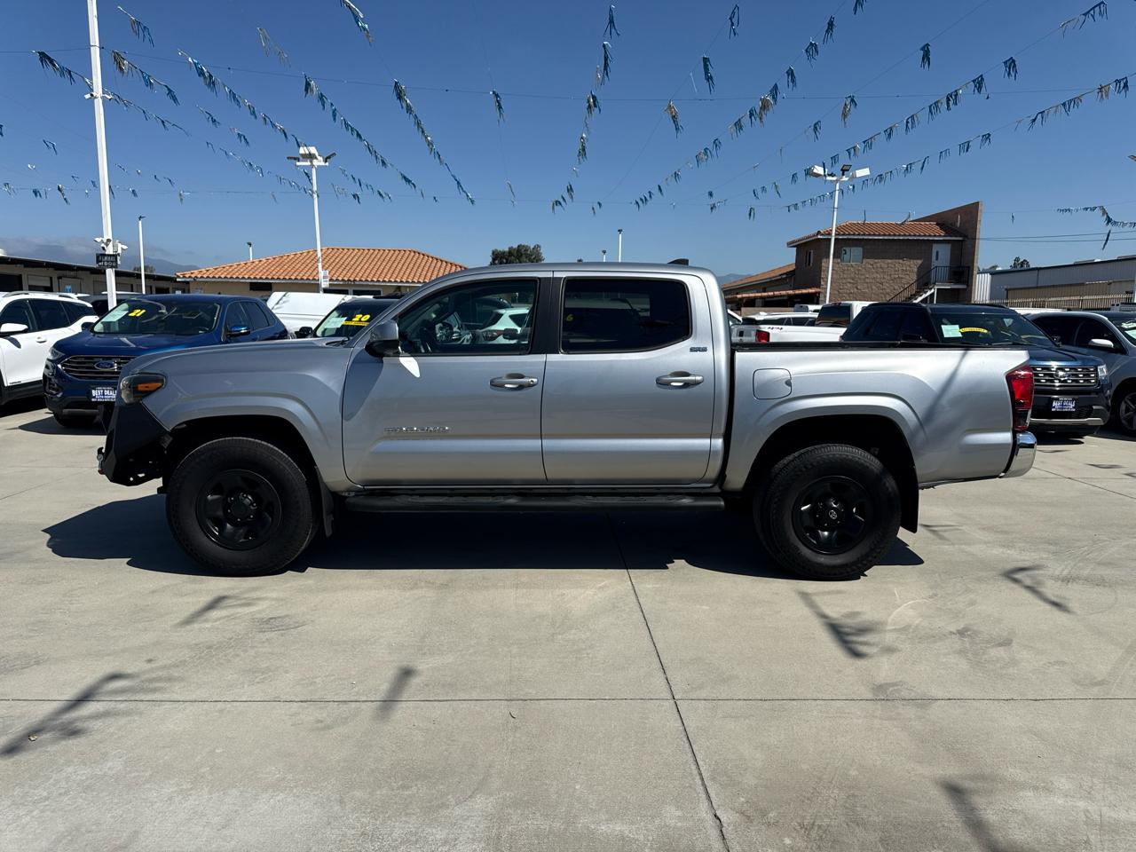 Toyota Tacoma SR5 Double Cab 5' Bed I4 4x2 AT (Natl) 2018