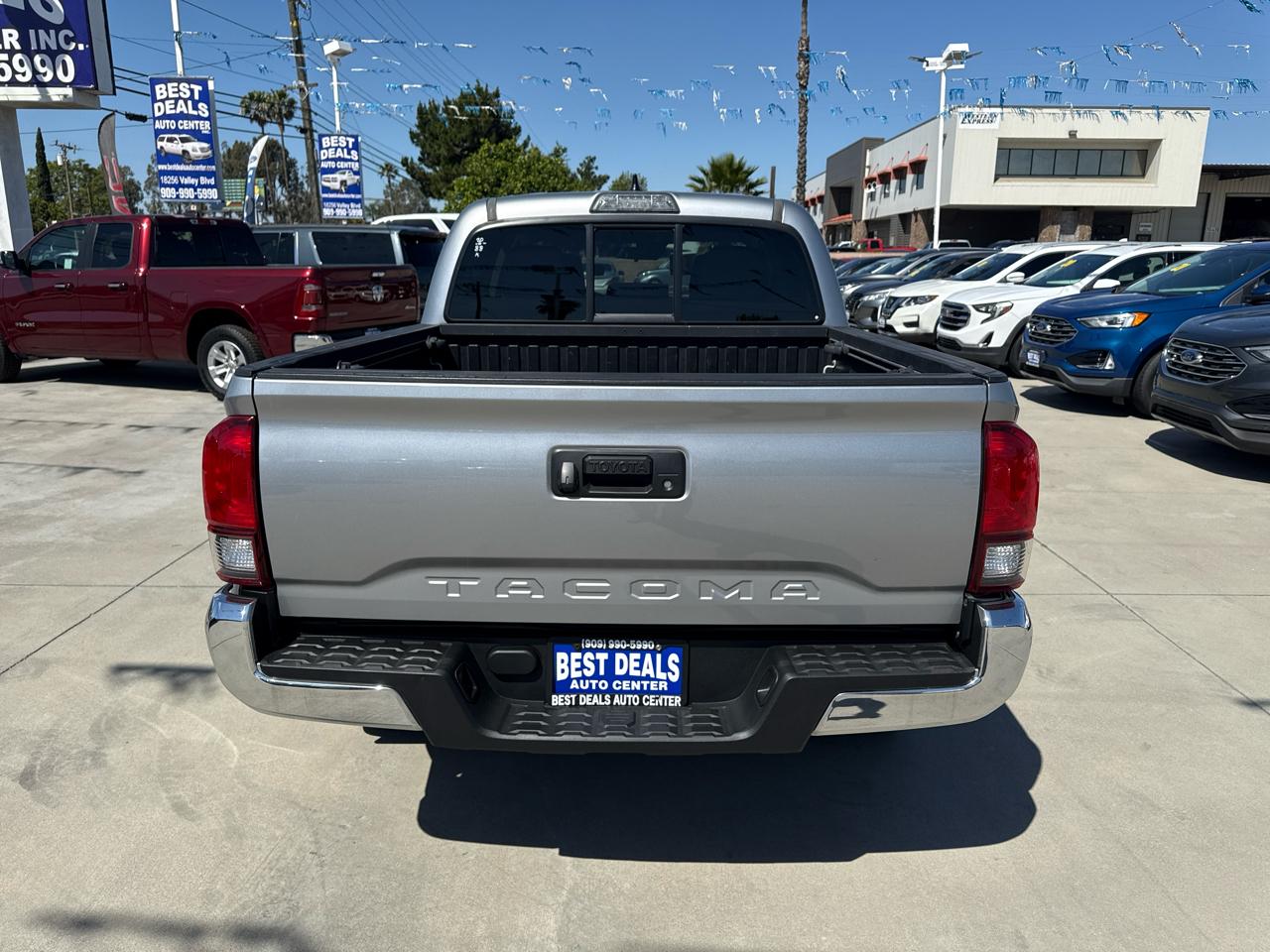 Toyota Tacoma SR5 Double Cab 5' Bed I4 4x2 AT (Natl) 2018