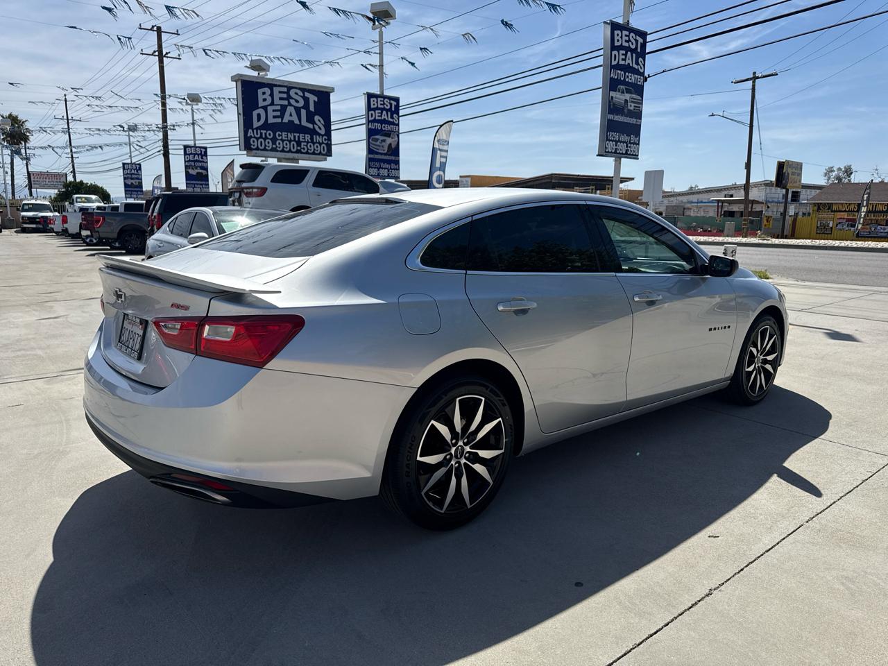 Chevrolet Malibu 4dr Sdn RS 2020