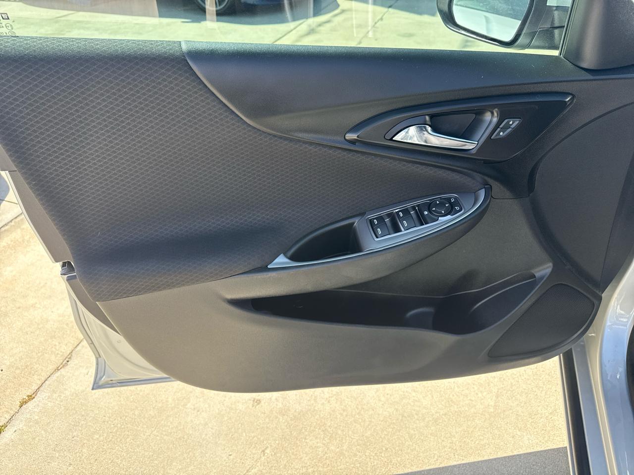 Chevrolet Malibu 4dr Sdn RS 2020