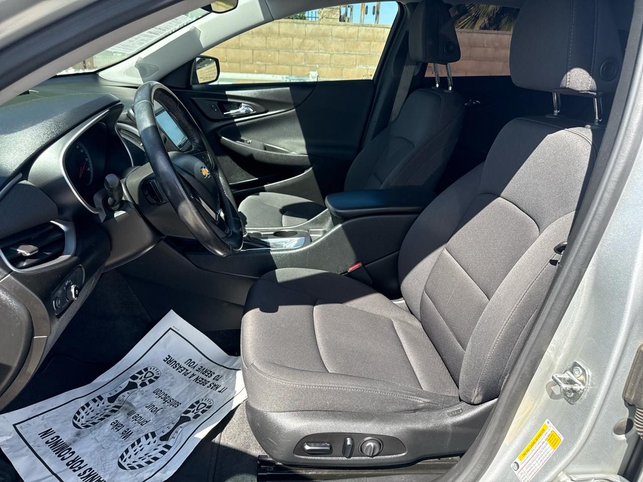 Chevrolet Malibu 4dr Sdn RS 2020