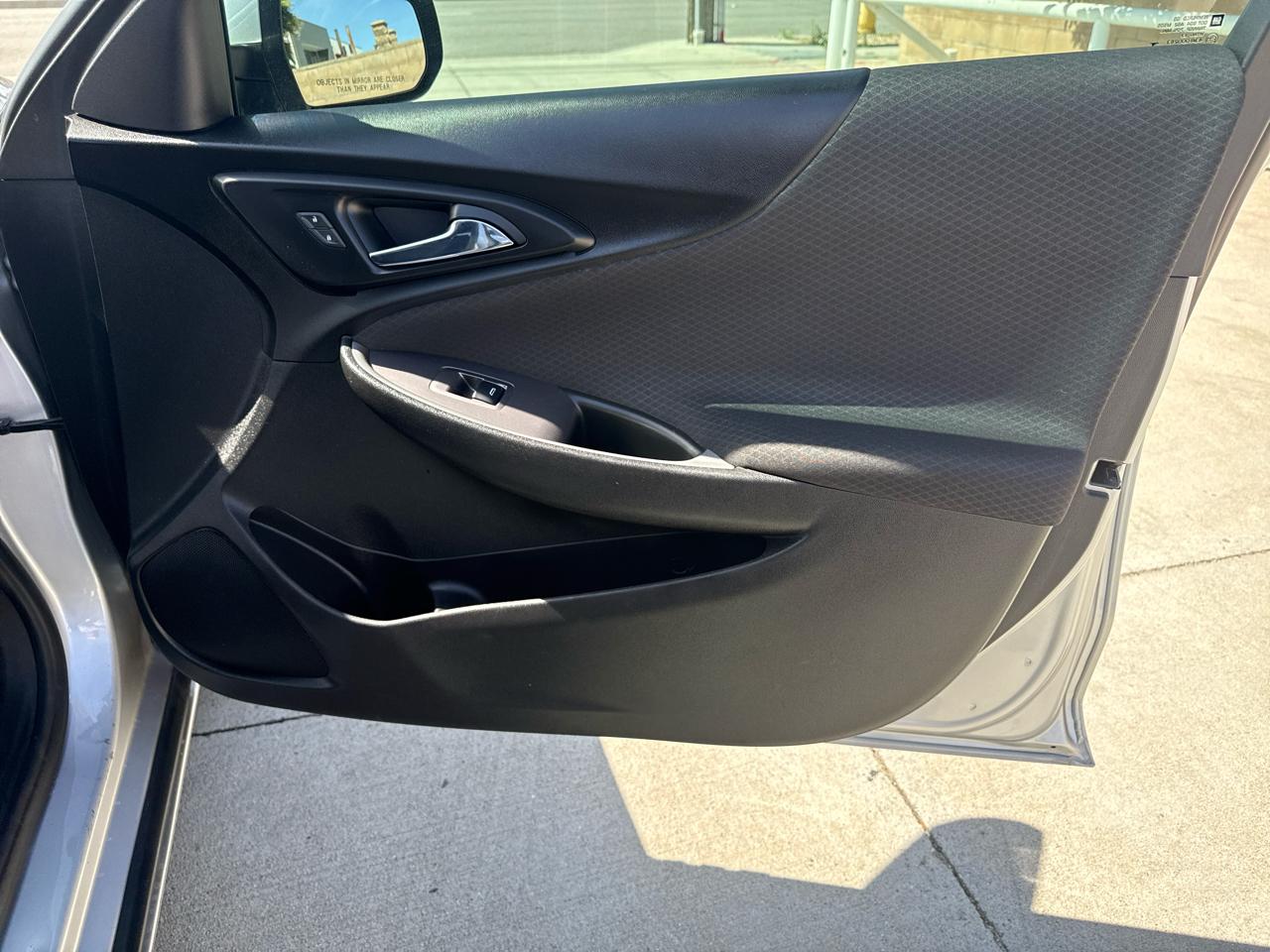 Chevrolet Malibu 4dr Sdn RS 2020