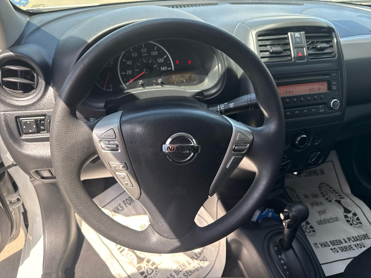 Nissan Versa 4dr Sdn CVT 1.6 S Plus 2016