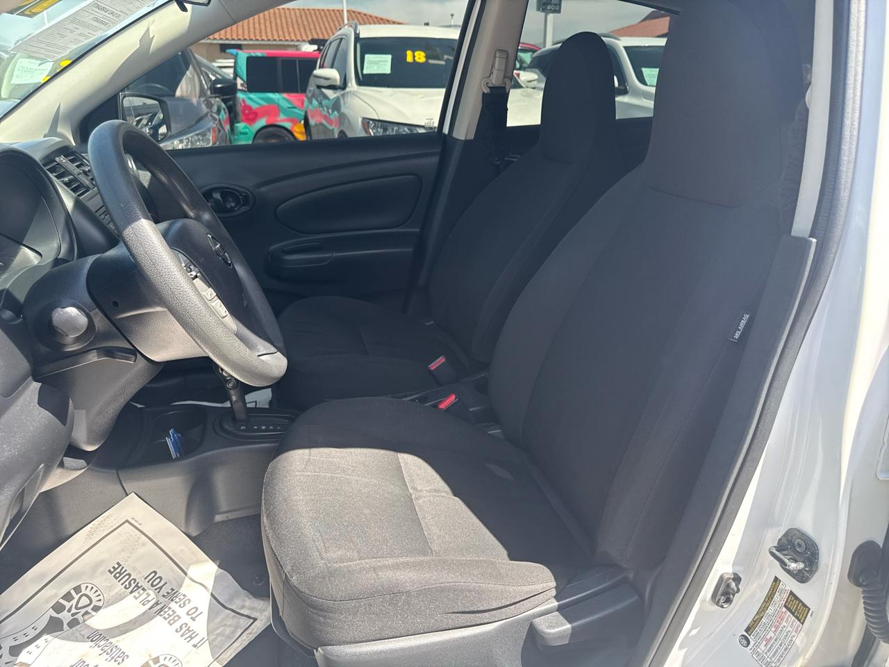 Nissan Versa 4dr Sdn CVT 1.6 S Plus 2016