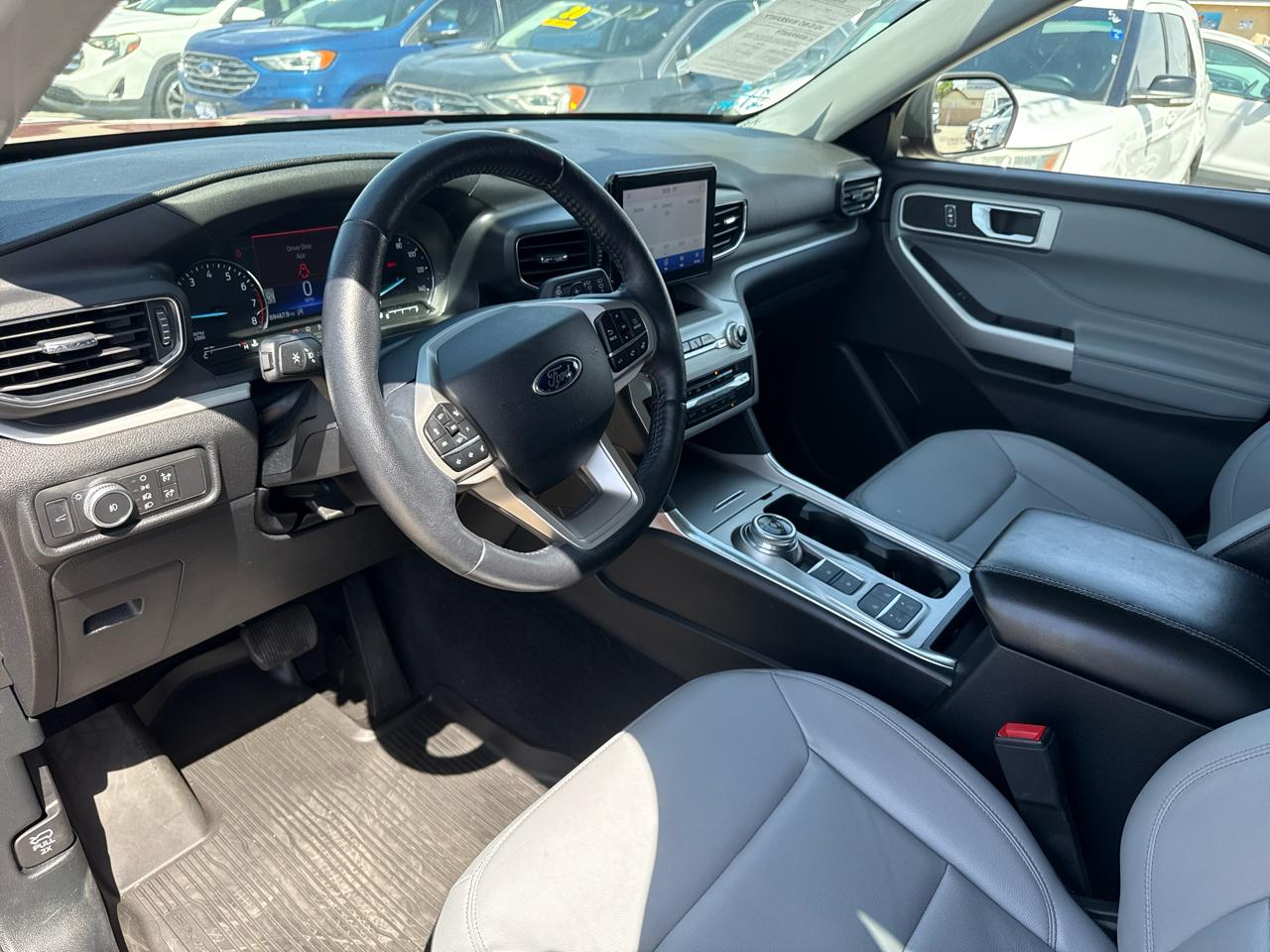 Ford Explorer XLT RWD 2021