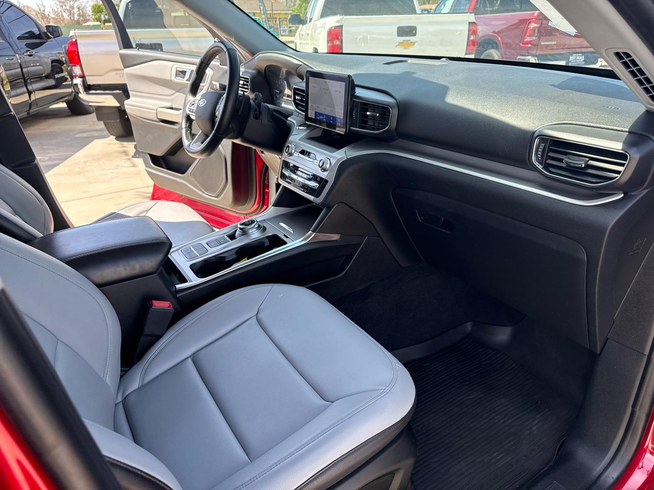 Ford Explorer XLT RWD 2021