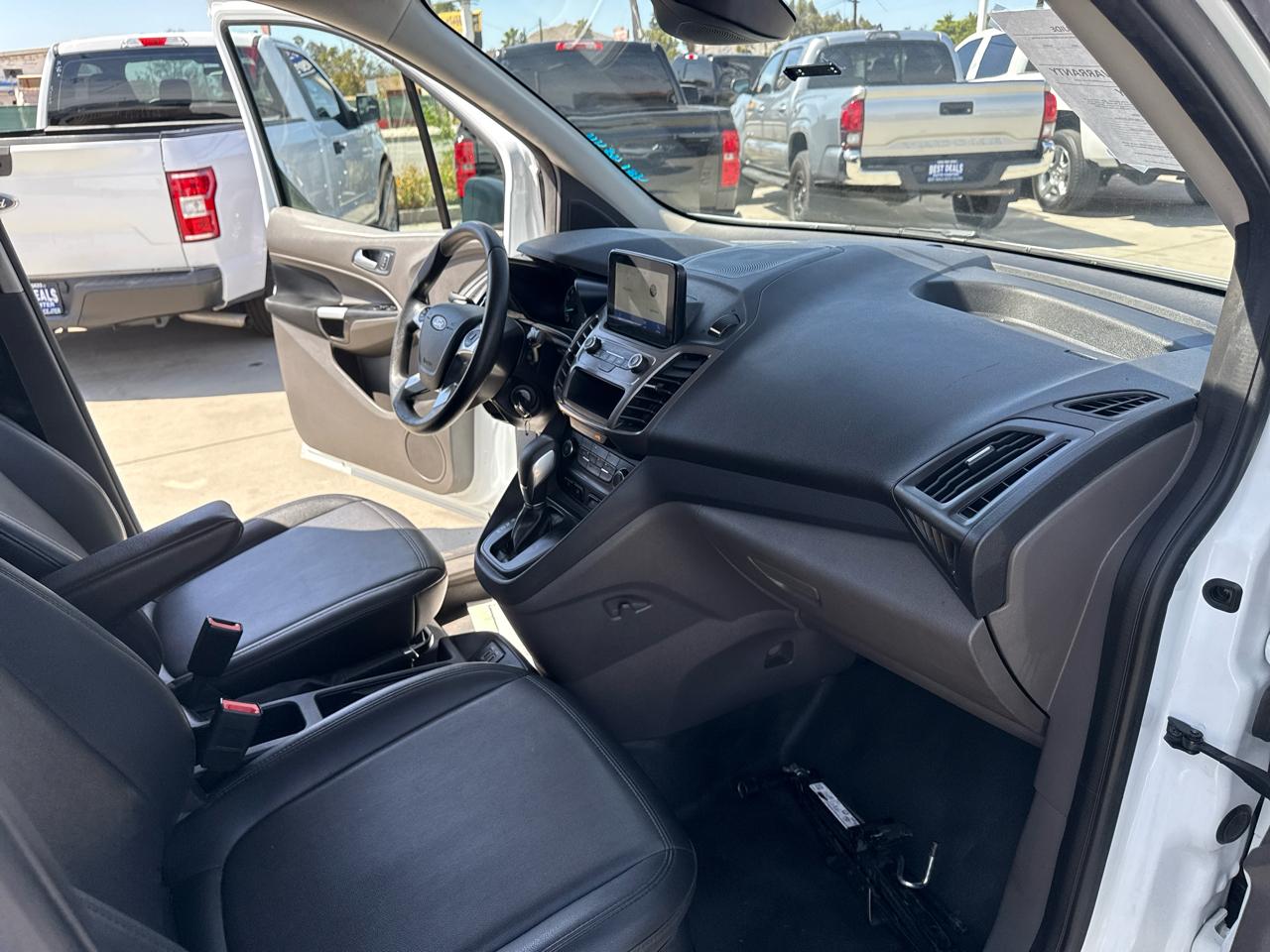 Ford Transit Connect Van XL LWB w/Rear Symmetrical Doors 2022