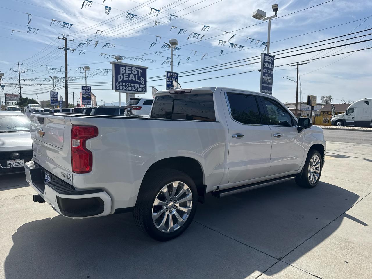 Chevrolet Silverado 1500 2WD Crew Cab 147" High Country 2021