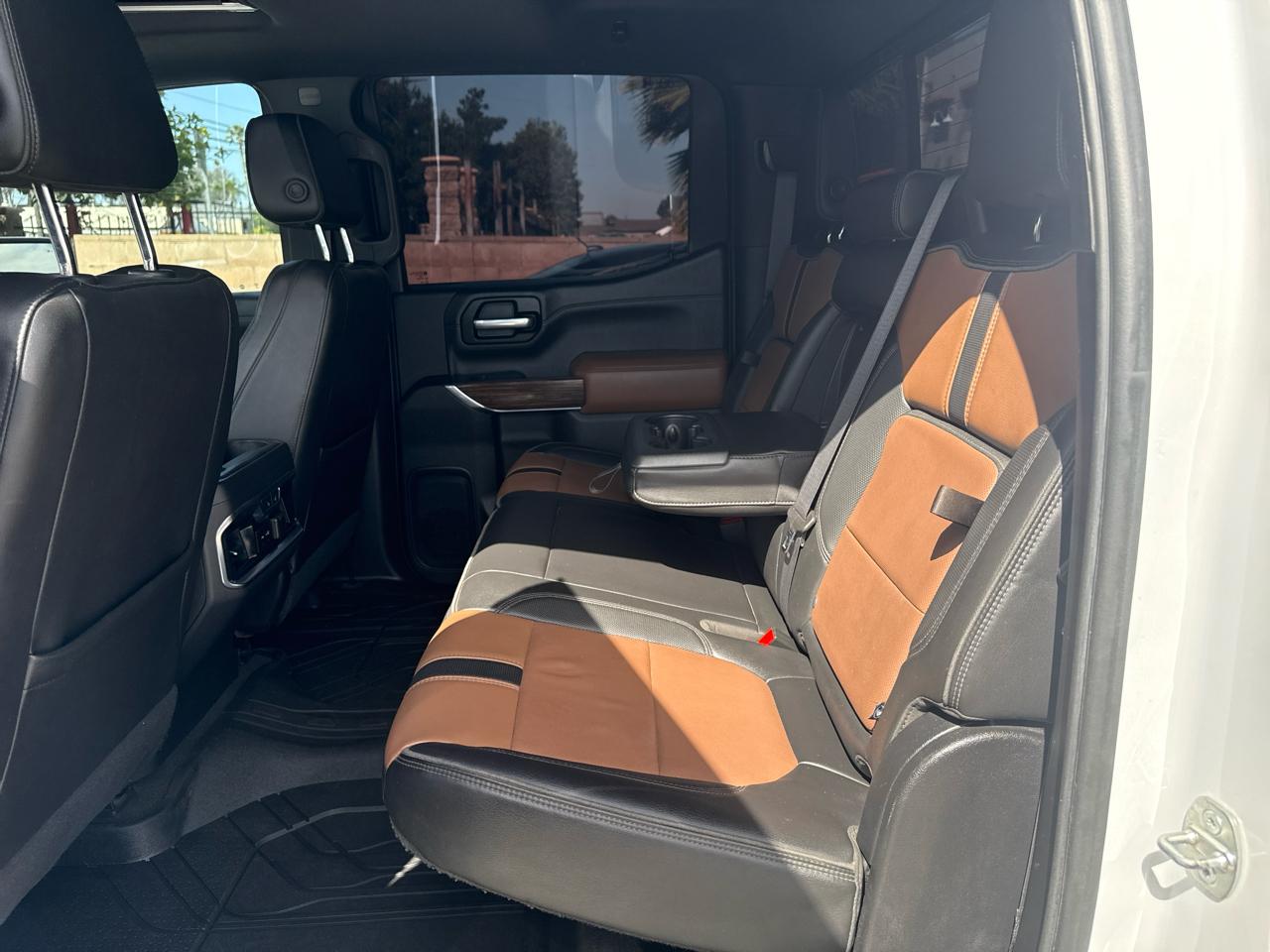 Chevrolet Silverado 1500 2WD Crew Cab 147" High Country 2021