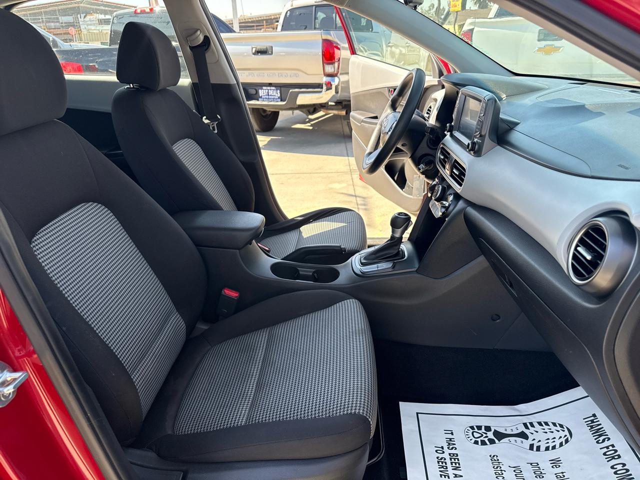 Hyundai Kona SE Auto FWD 2021