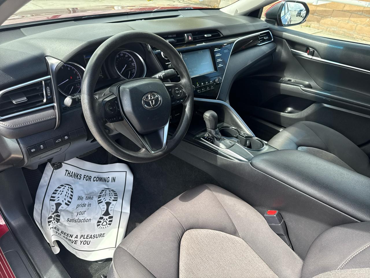 Toyota Camry XLE Auto (Natl) 2018