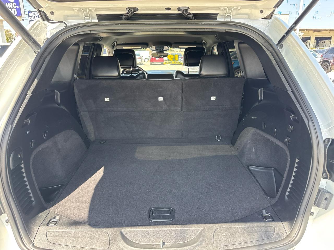 Jeep Grand Cherokee Altitude 4x2 2019