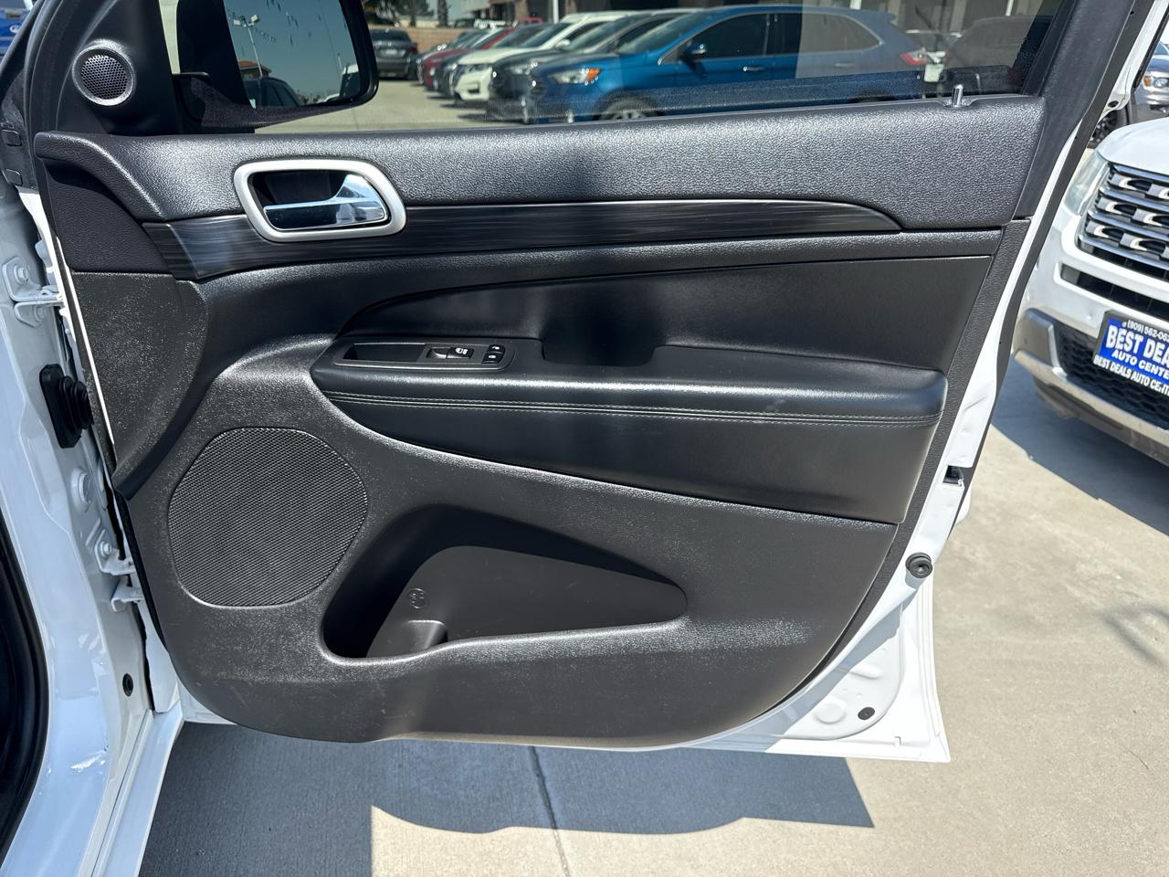 Jeep Grand Cherokee Altitude 4x2 2019