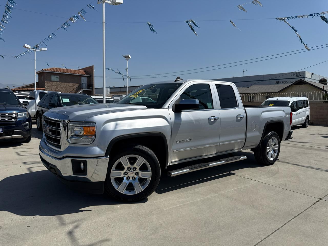 GMC Sierra 1500 2WD Double Cab 143.5" SLT 2015