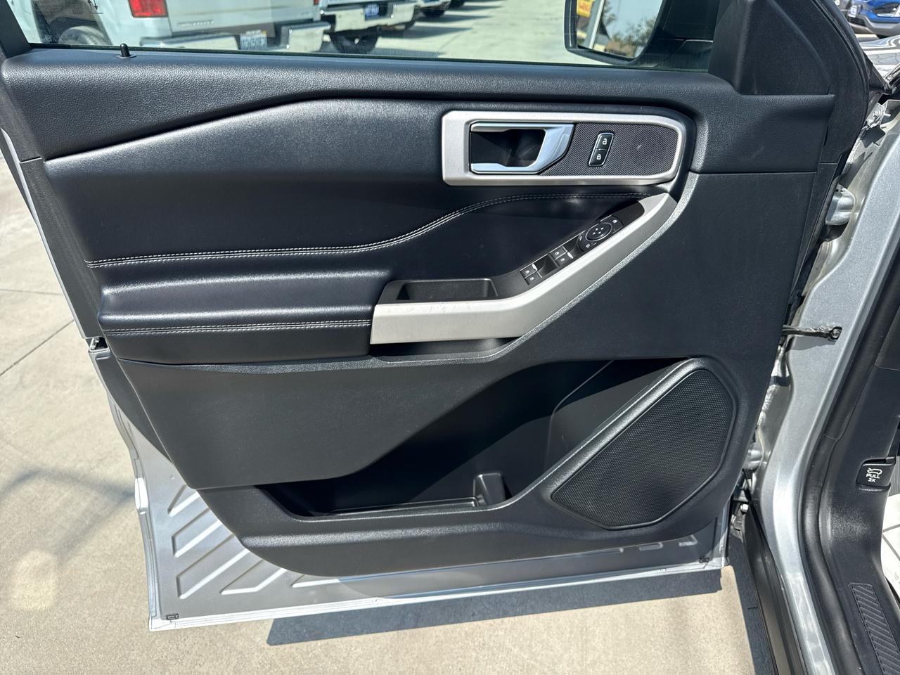 Ford Explorer XLT RWD 2022