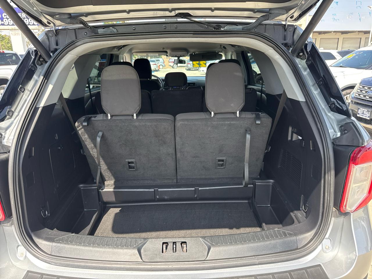 Ford Explorer XLT RWD 2022