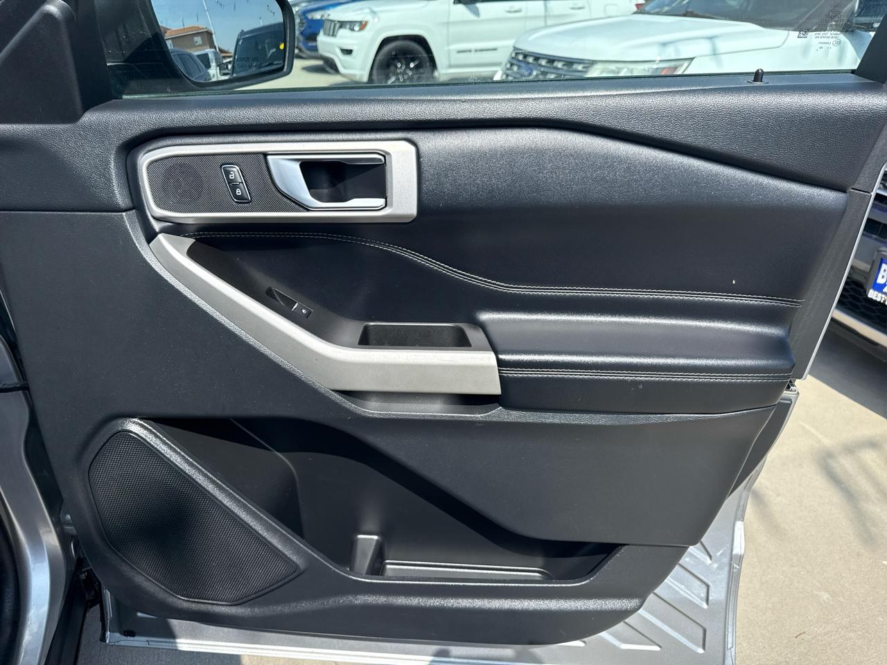 Ford Explorer XLT RWD 2022