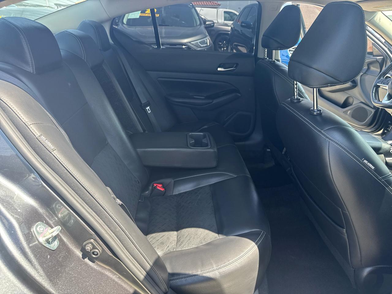 Nissan Altima 2.5 SL Sedan 2023