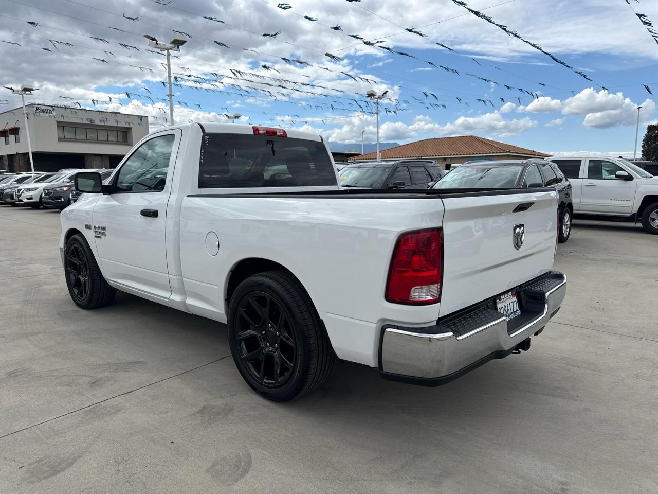 RAM 1500 Classic Tradesman 4x2 Reg Cab 6'4" Box 2019