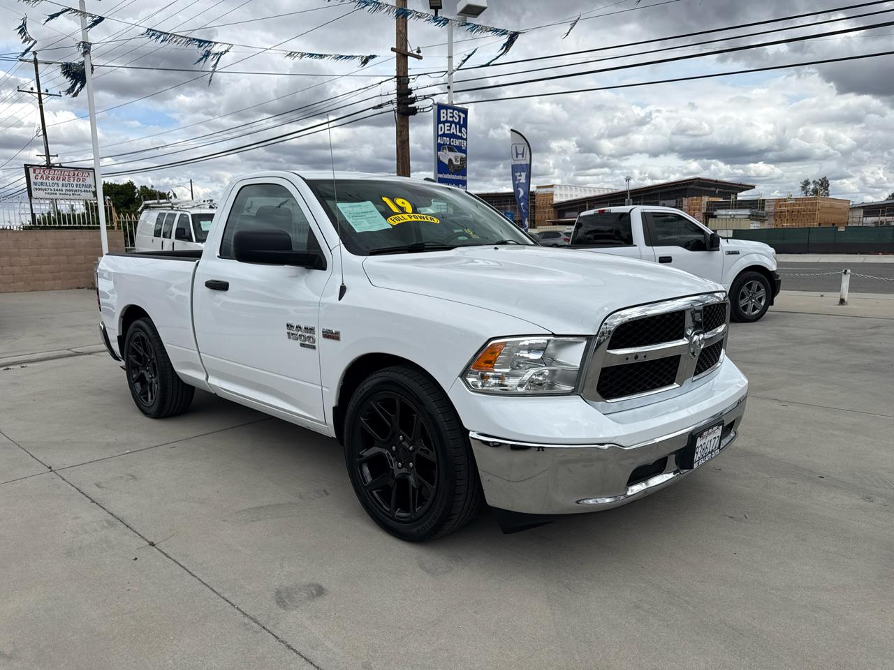 RAM 1500 Classic Tradesman 4x2 Reg Cab 6'4" Box 2019